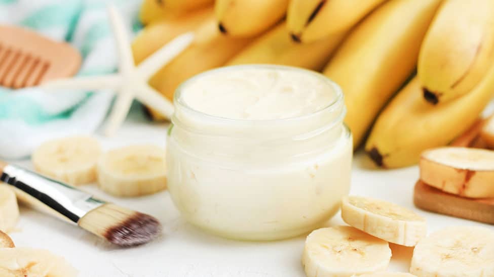 Face mask with bananas