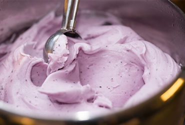 Eis aus Eismaschine - Himbeere